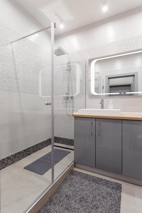 Grey Apartment Oldenburg Bagian luar foto